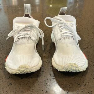 Adidas NMD white women’s size 6 sneakers in good condition!